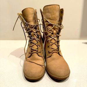 Timberland lace up beige boots